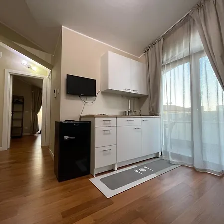 Binario Calmo Al 49 Apartament Avezzano